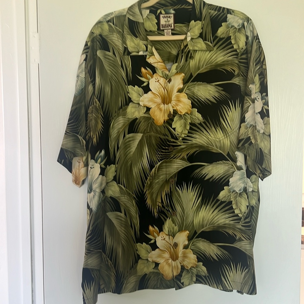 Tommy Bahama Men’s Shirt